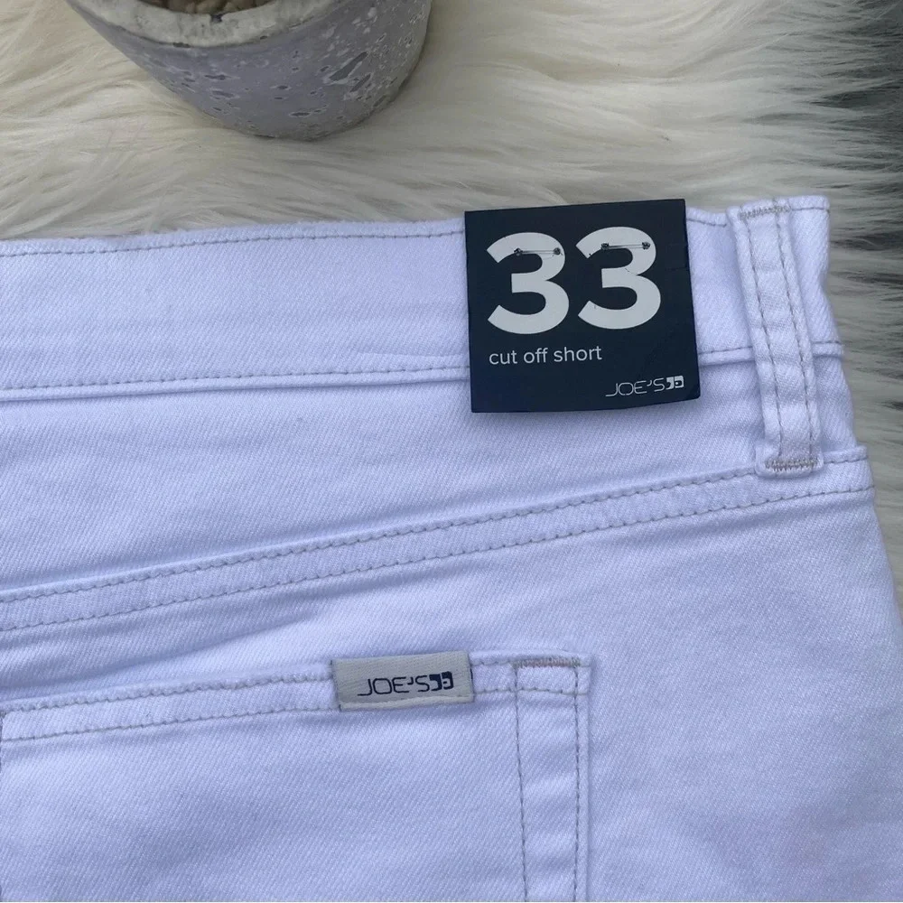Joe’s Jeans White Denim Shorts - Picture 4 of 4